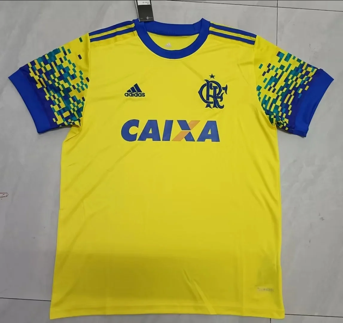 Camisa terceira - Flamengo - 17 a 18