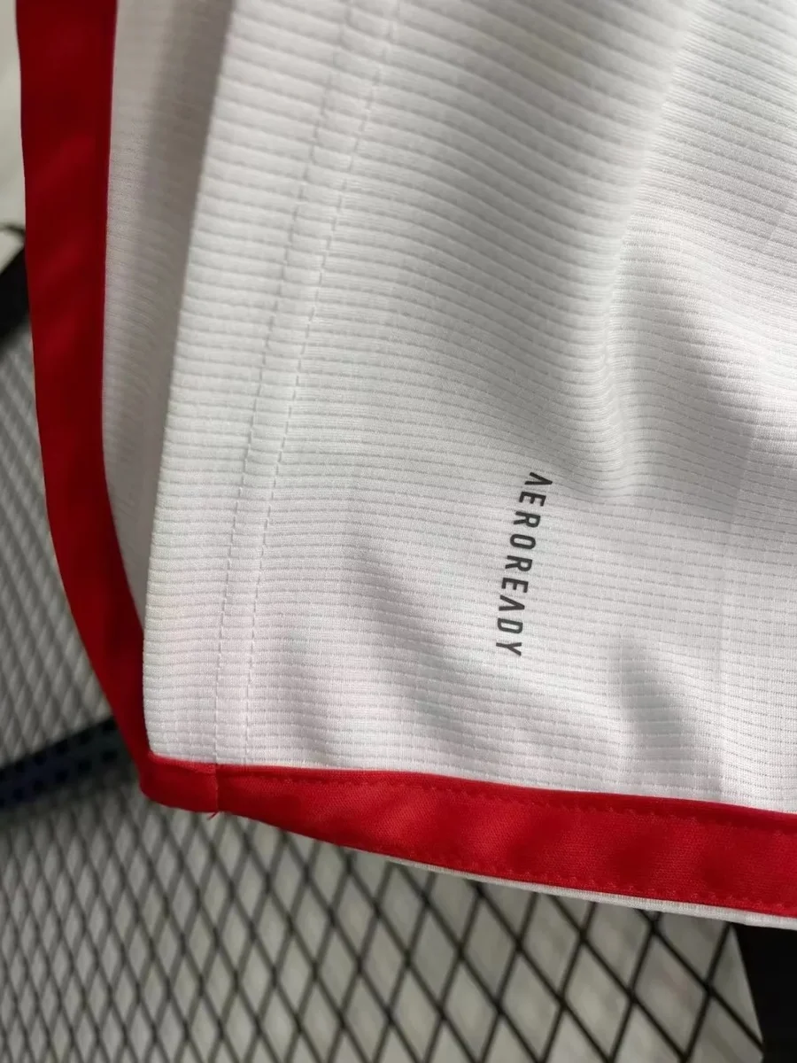 Camisa titular - Bayern de Munique 2023/24 - S a XXL