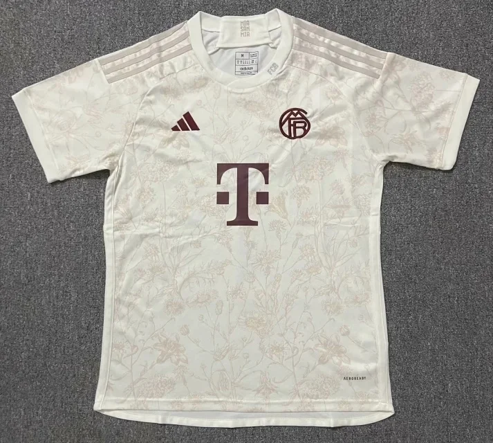 Camisa terceira - Bayern de Munique 2023/24 - S a XXL - foto 2