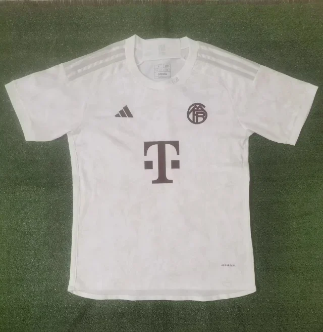 Camisa terceira - Bayern de Munique 2023/24 - S a XXL - foto 4