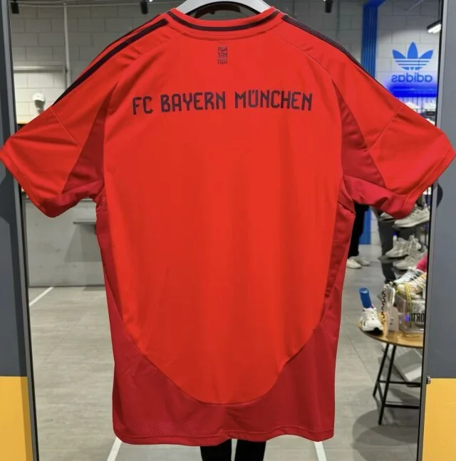 Camisa titular - Bayern de Munique 2024/25 - S a XXL