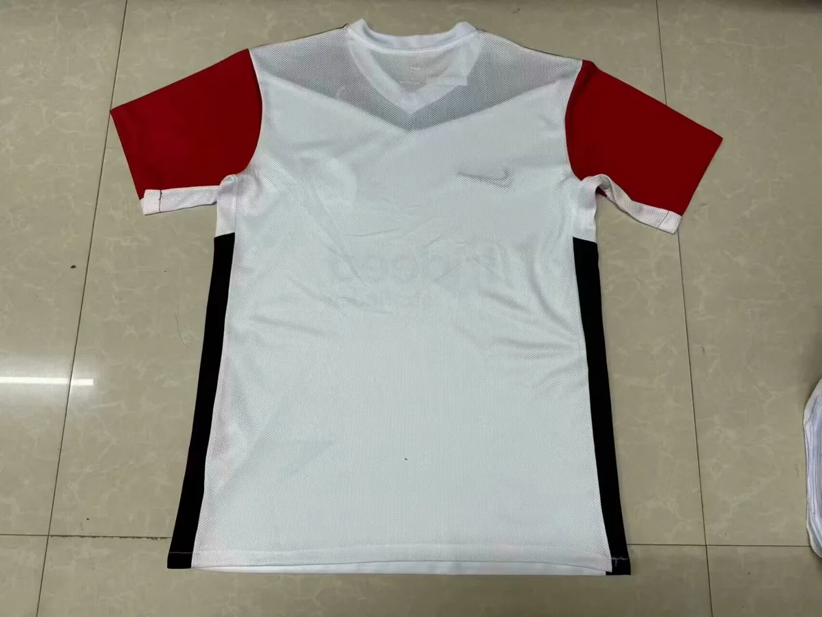 Camisa titular - Eintracht Frankfurt 2024/25 - S a XXL - foto 2