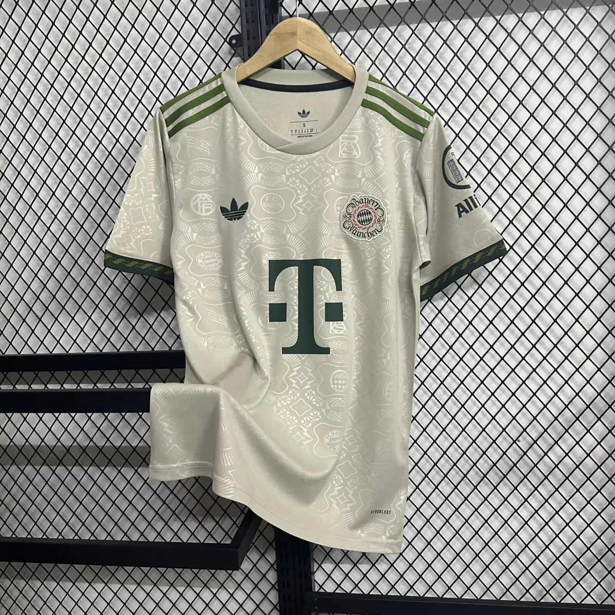 Camisa - Bayern de Munique 2025/26 - S a XXL