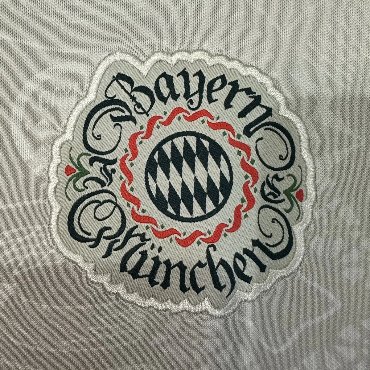 Camisa - Bayern de Munique 2025/26 - S a XXL