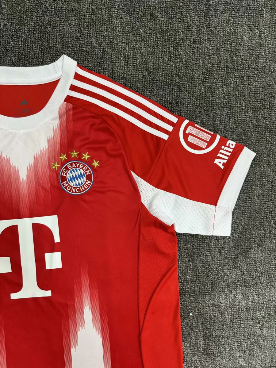 Camisa titular - Bayern de Munique 2025/26 - S a XXL