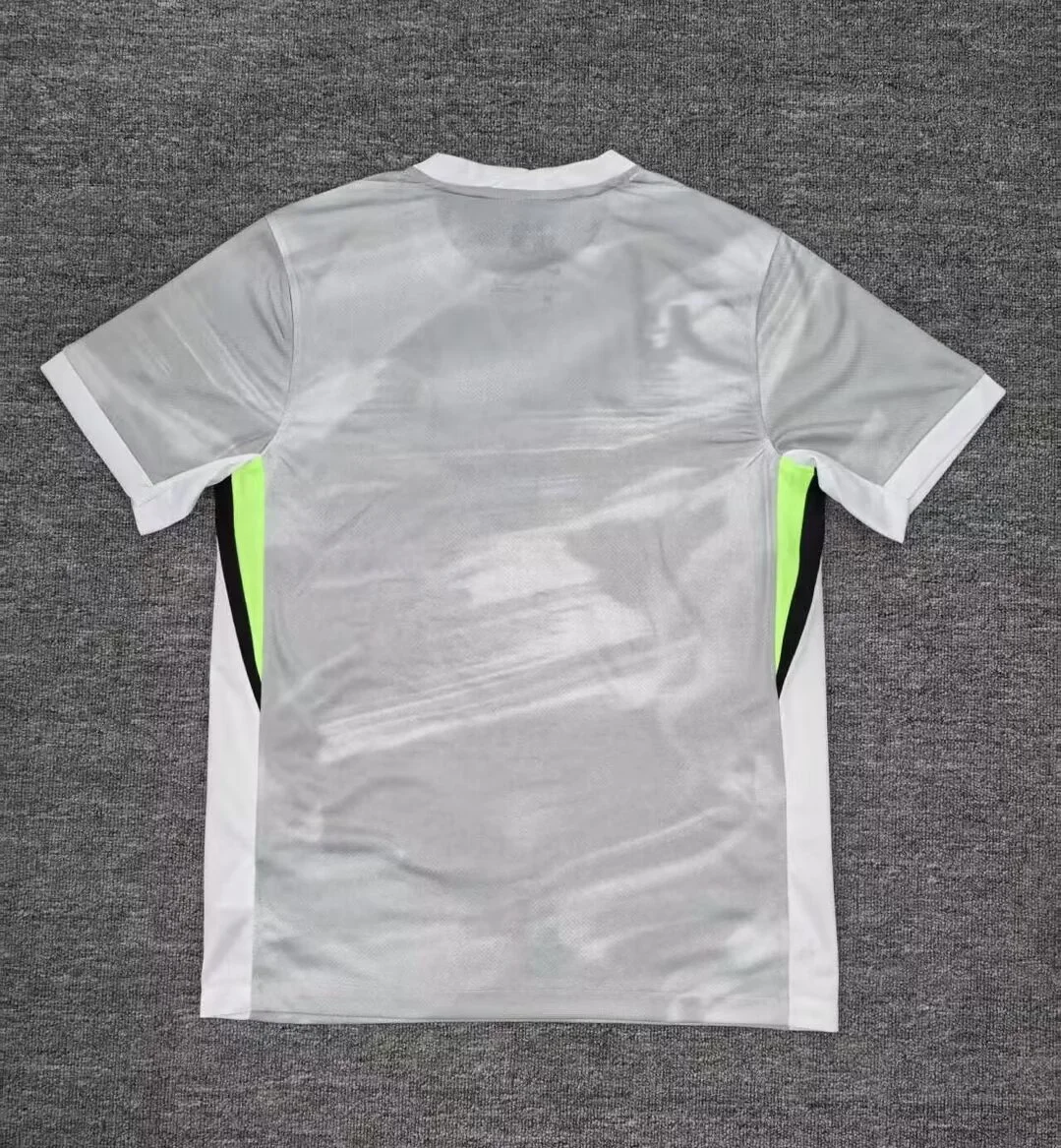 Camisa reserva - VfL Wolfsburg 2025/26 - S a 4XL - foto 2
