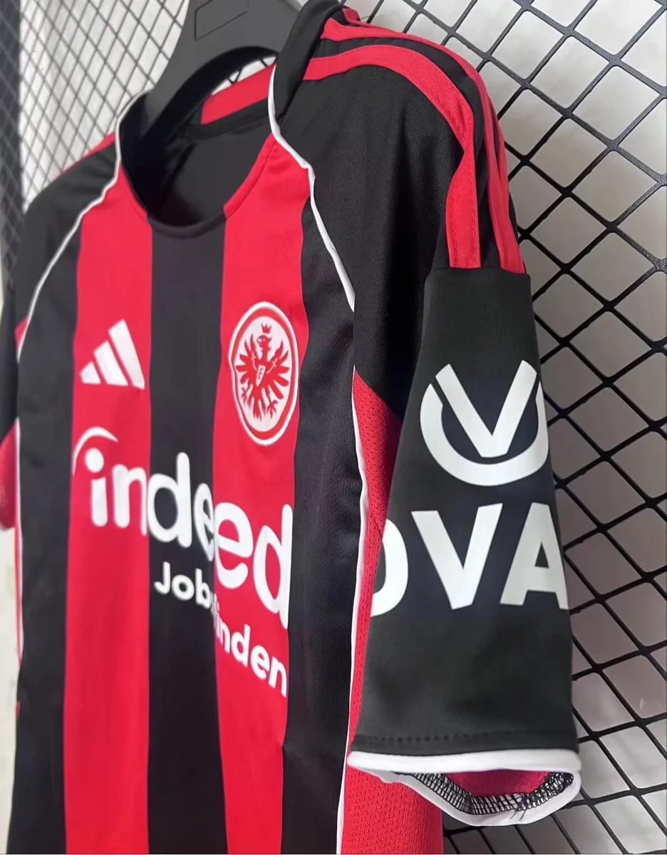 Camisa titular - Eintracht Frankfurt - S a 4XL