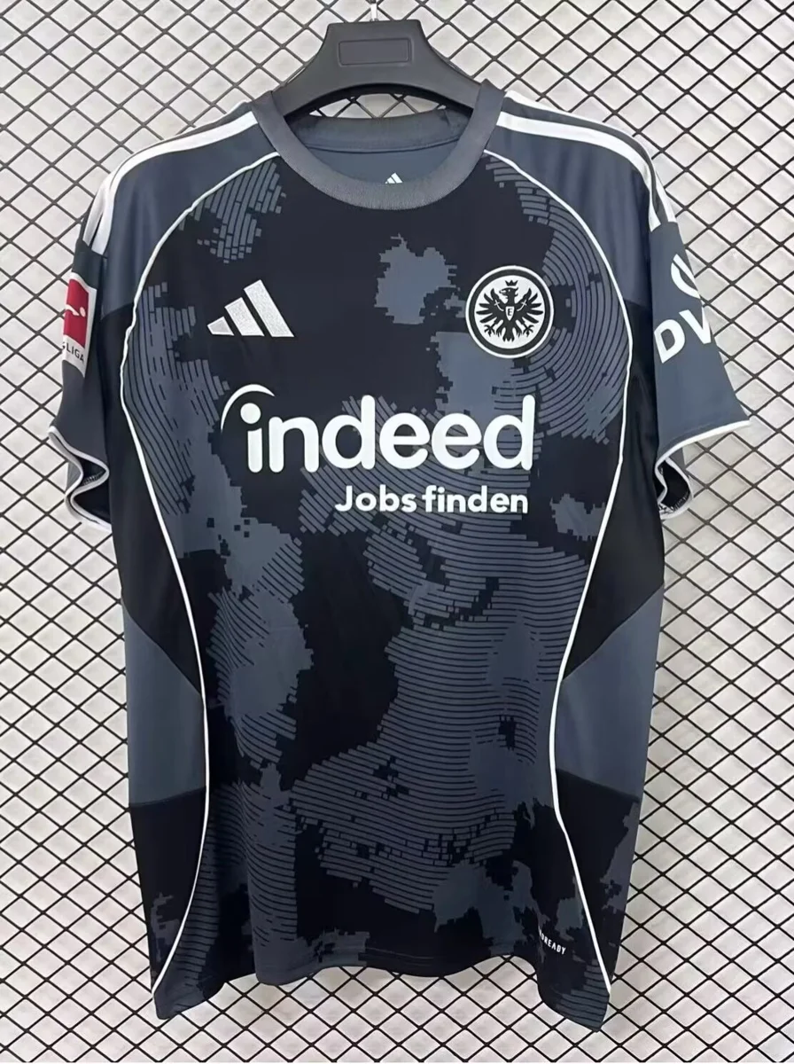 Camisa terceira - Eintracht Frankfurt - S a 4XL