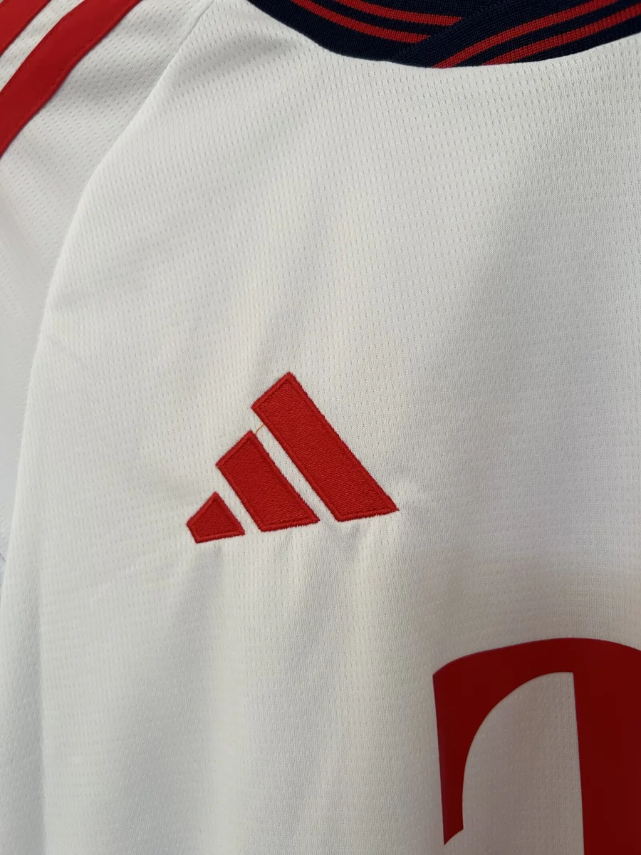 Camisa reserva - Bayern de Munique 2026/27 - S a 2XL - foto 6