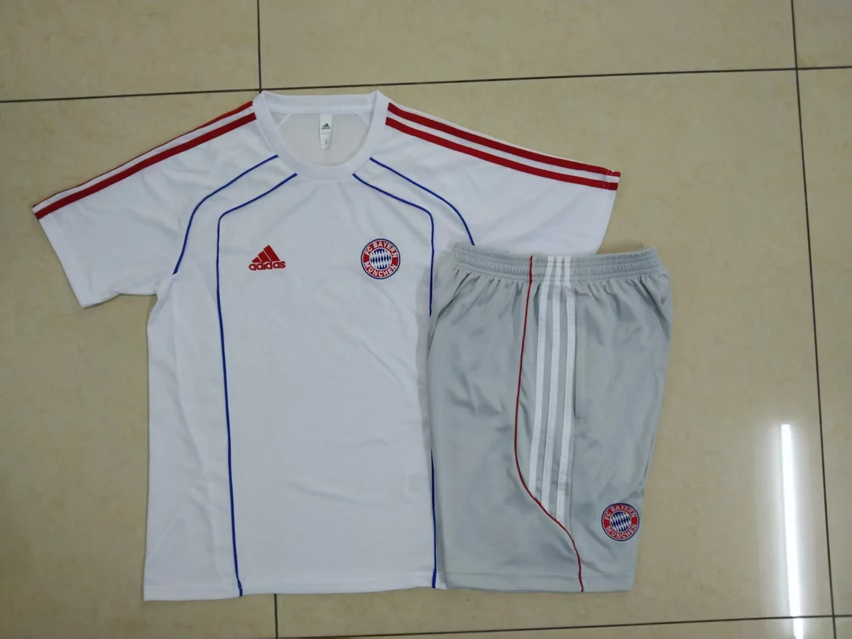 Camisa - Bayern de Munique (manga curta, retrô)