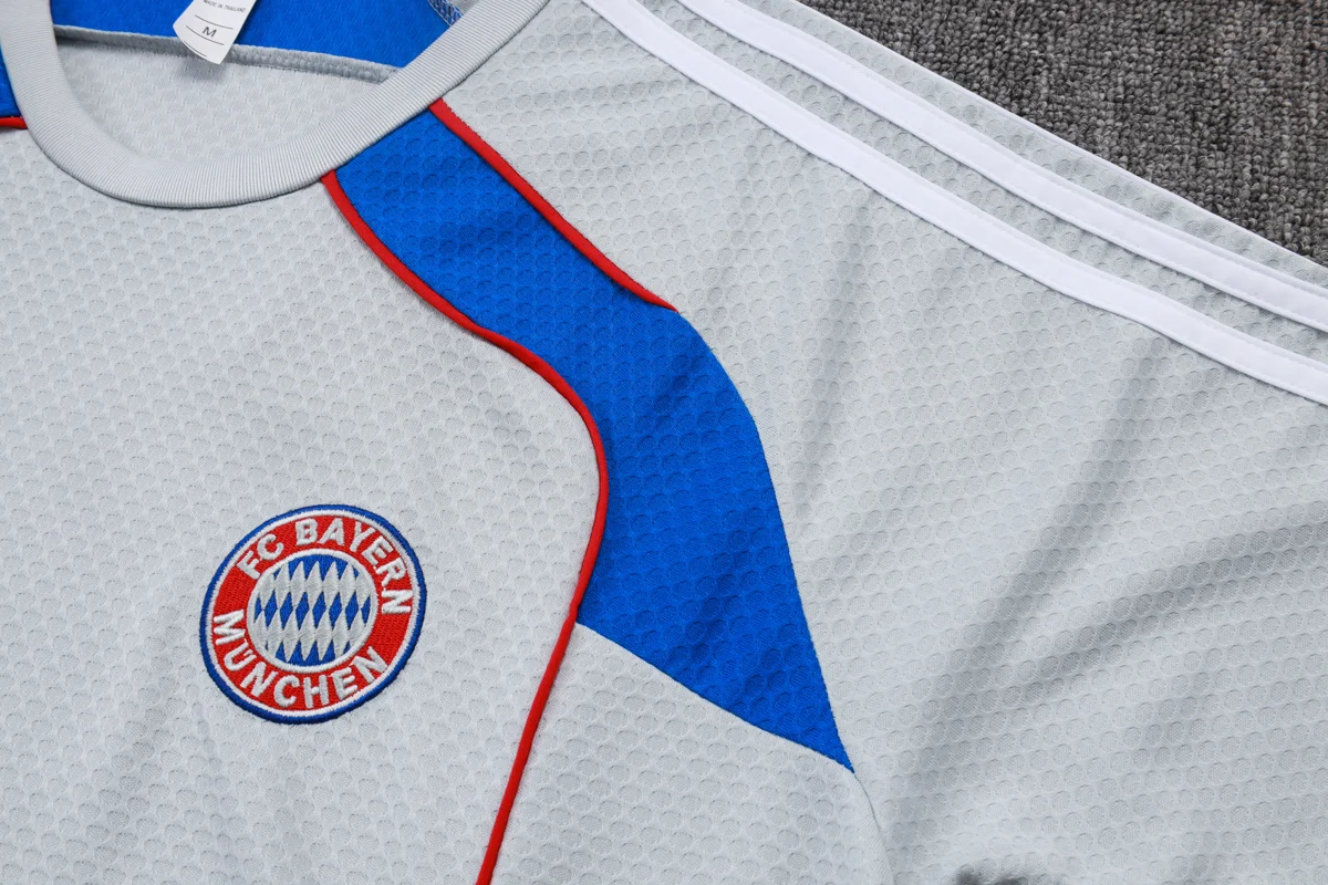Camisa - Bayern de Munique (manga curta, retrô)