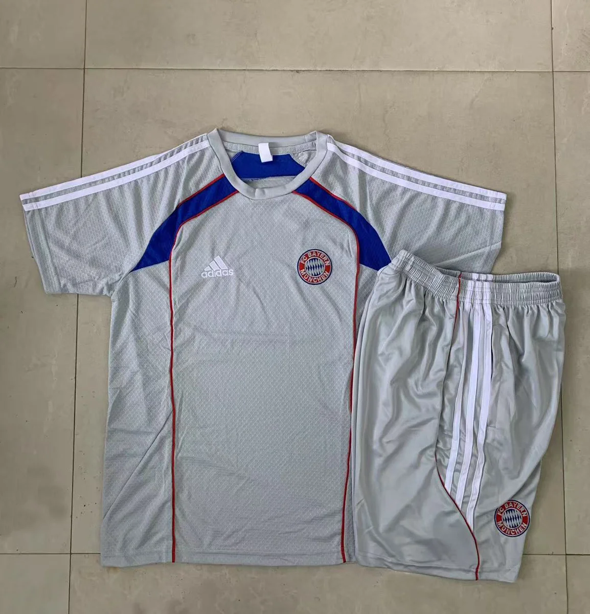 Camisa - Bayern de Munique (manga curta, retrô)