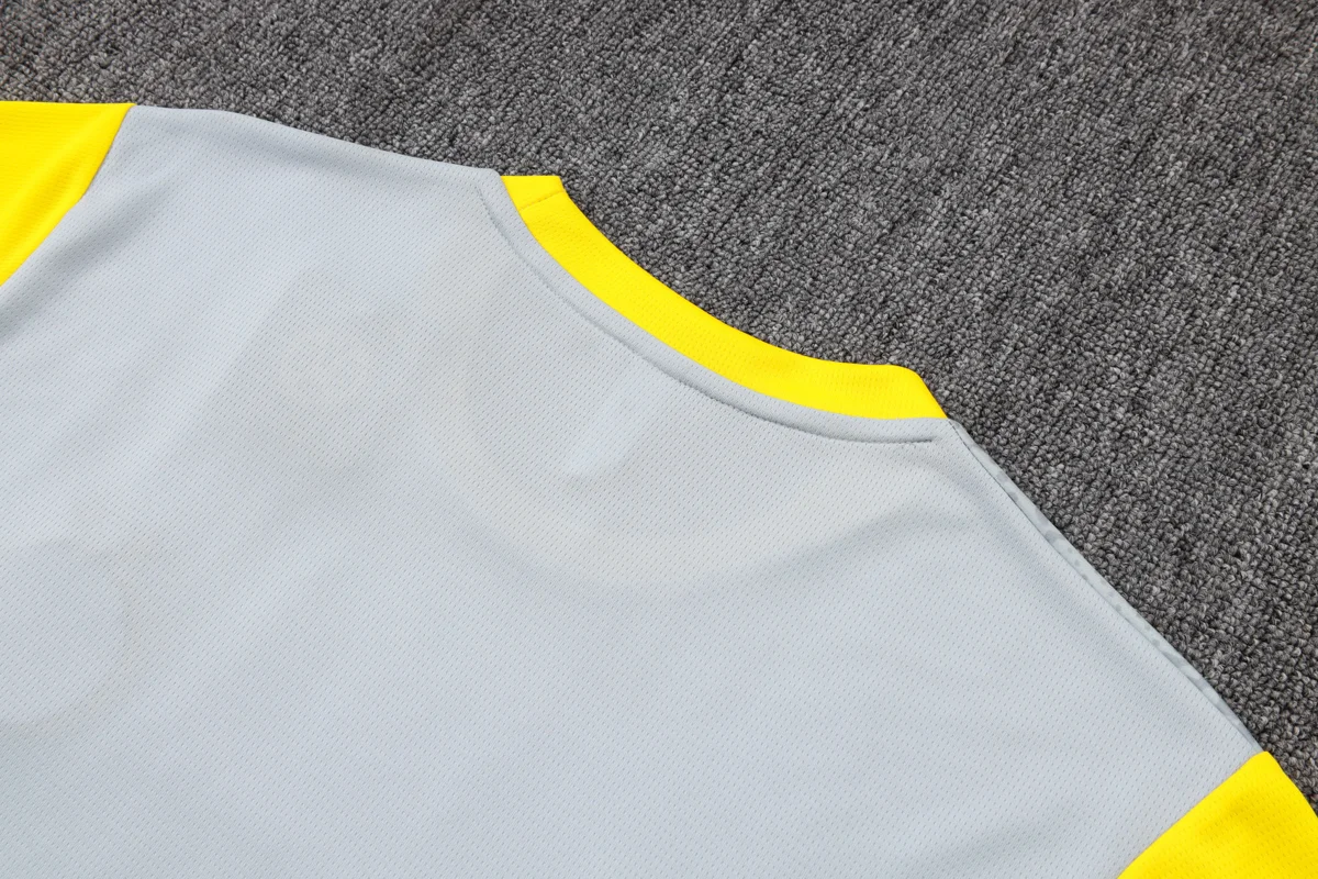 Camisa - Borussia Dortmund (manga curta)