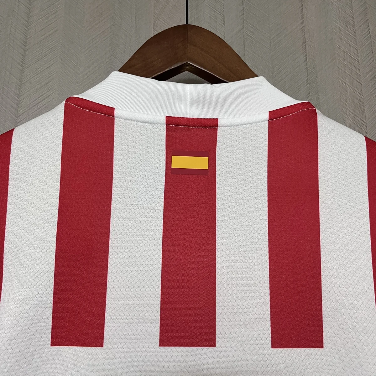 Camisa titular - Atlético de Madrid 2025/26 - foto 8