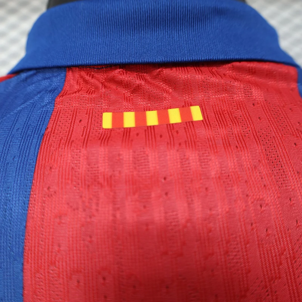Camisa titular - Barcelona 2025/26 - versão jogador
