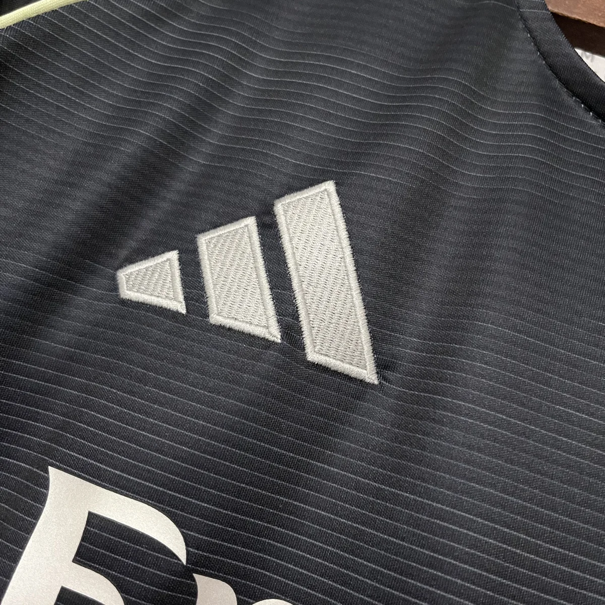 Camisa reserva - Real Madrid 2025/26