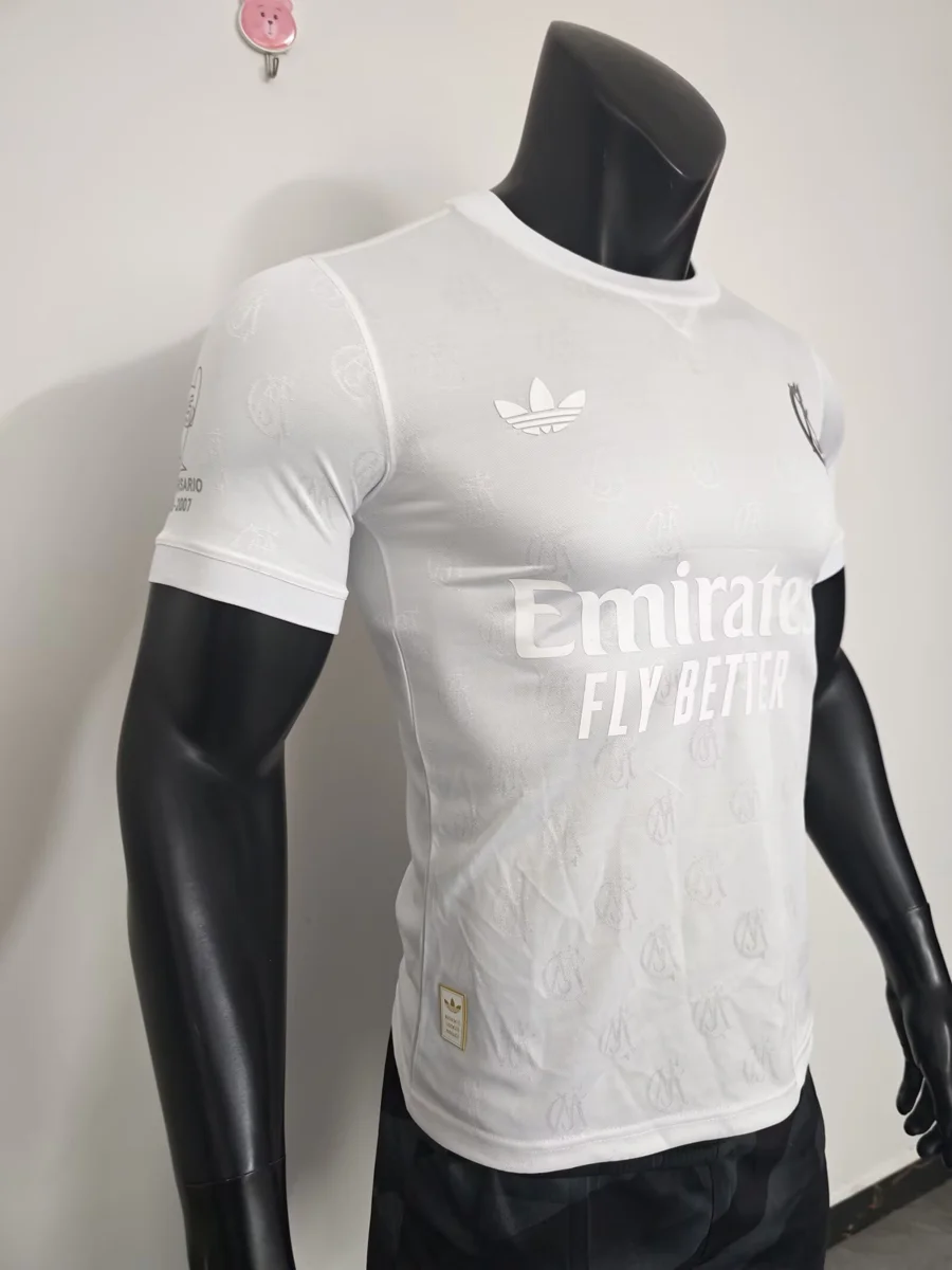 Camisa - Real Madrid 2026/27 - versão jogador - S a 2XL - foto 4