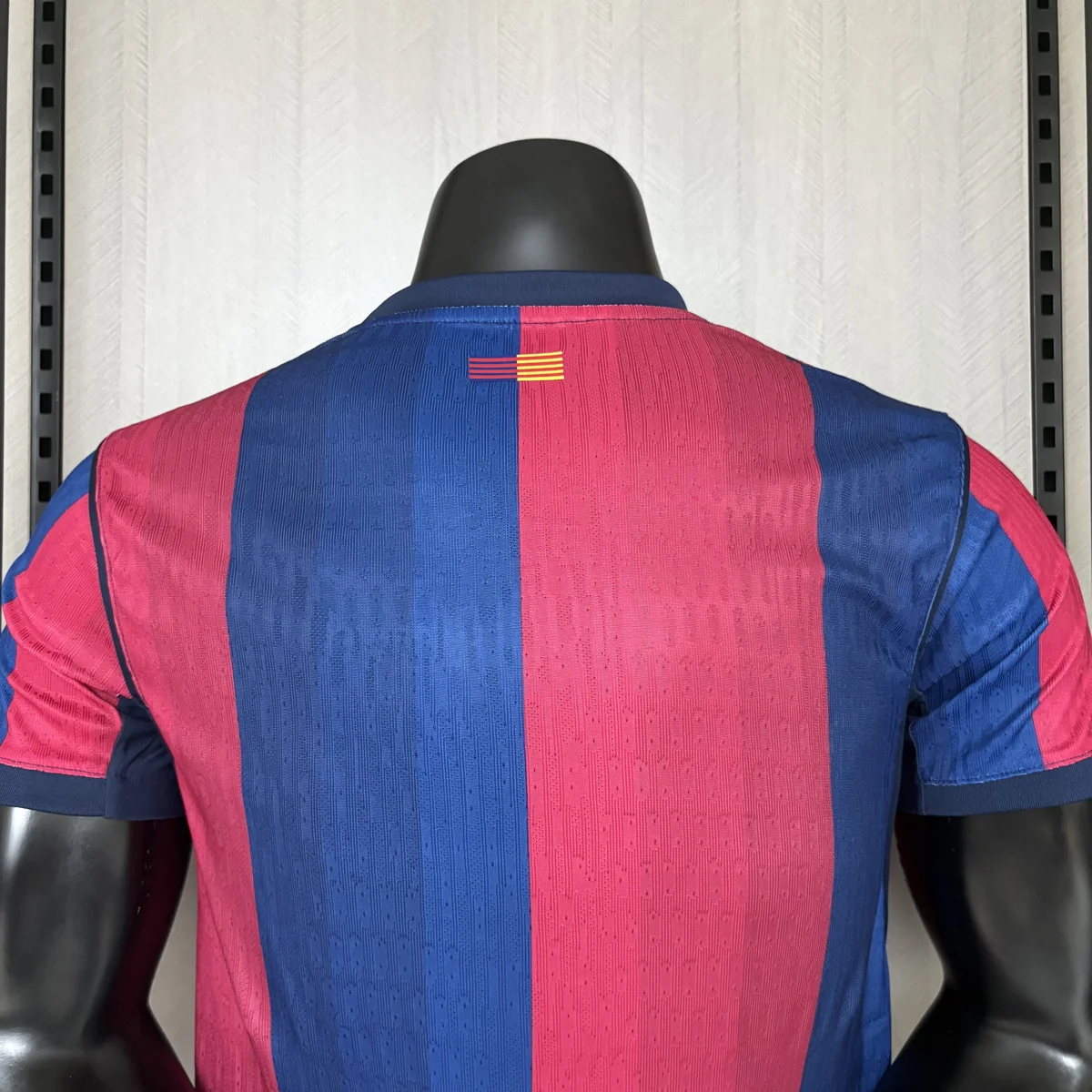 Camisa titular - Barcelona 2026/27 - versão jogador - foto 2