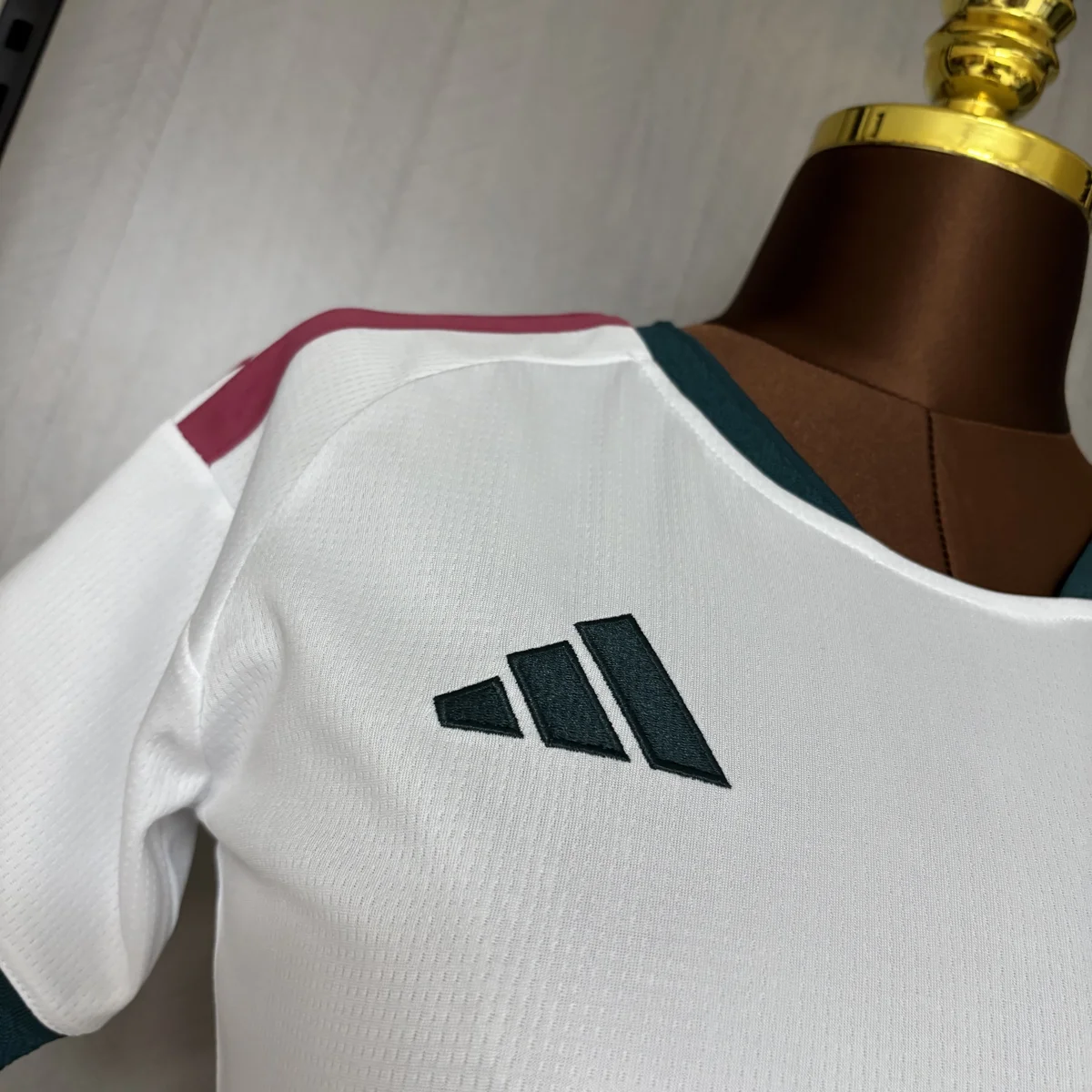 Camisa titular - Real Madrid 2026/27 - feminina