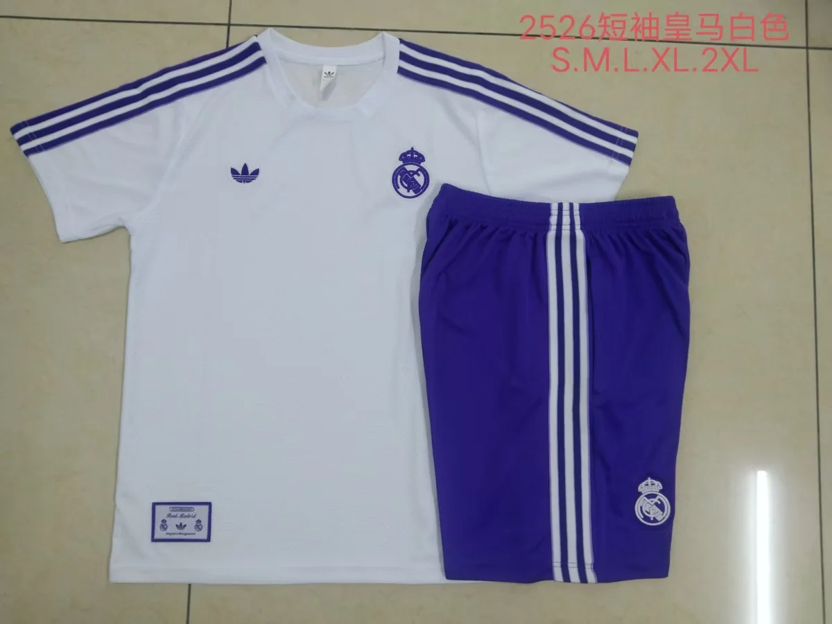 Camisa - Real Madrid (manga curta, retrô)