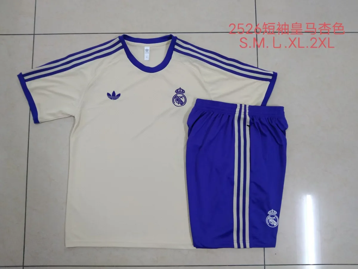 Camisa - Real Madrid (manga curta, retrô)