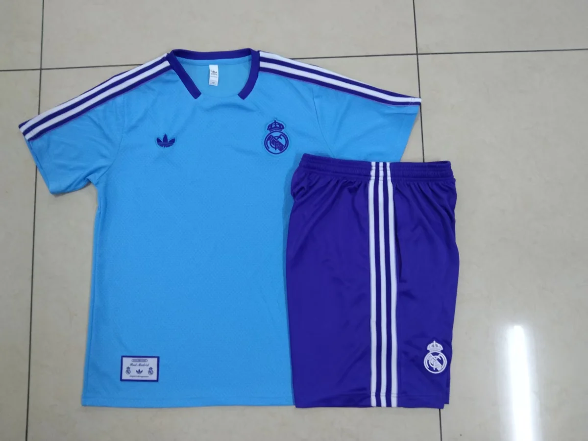 Camisa - Real Madrid (manga curta, retrô)