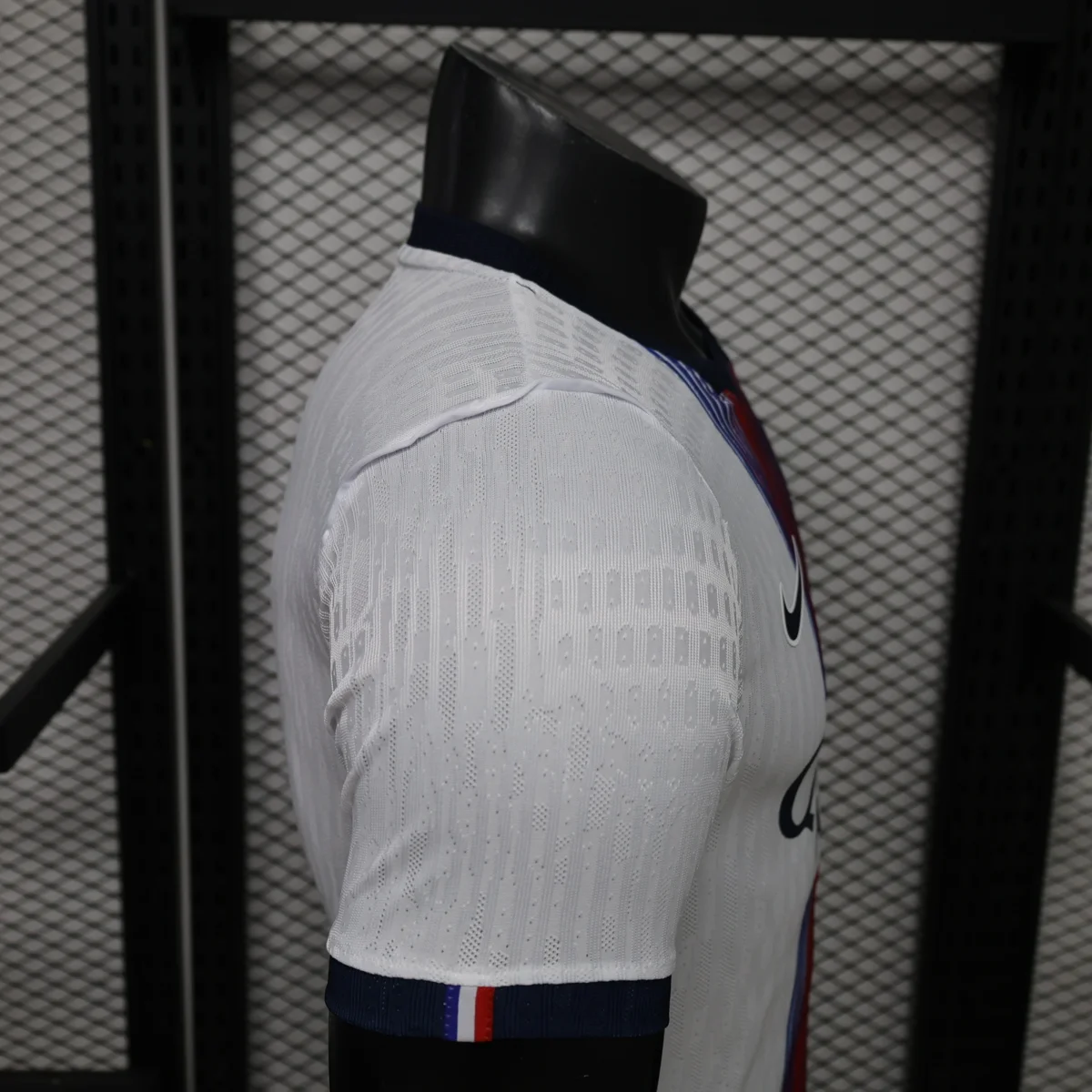 Camisa reserva - PSG 2026/27 - versão jogador - S a 2XL - foto 4