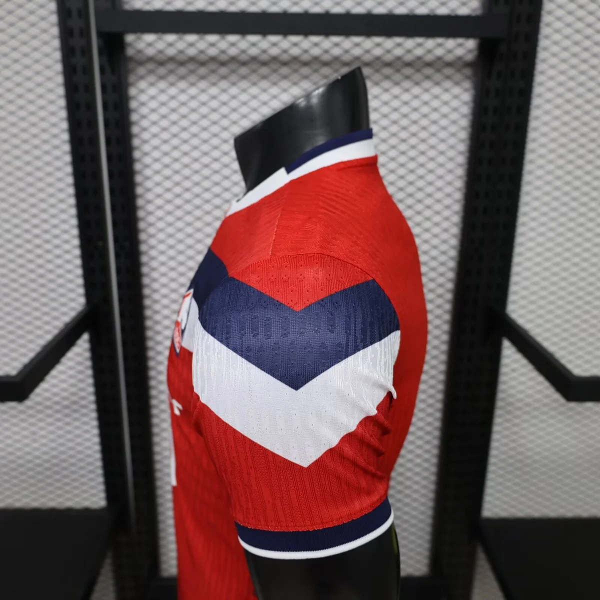 Camisa titular - Lille 2026/27 - versão jogador - S a 2XL - foto 9
