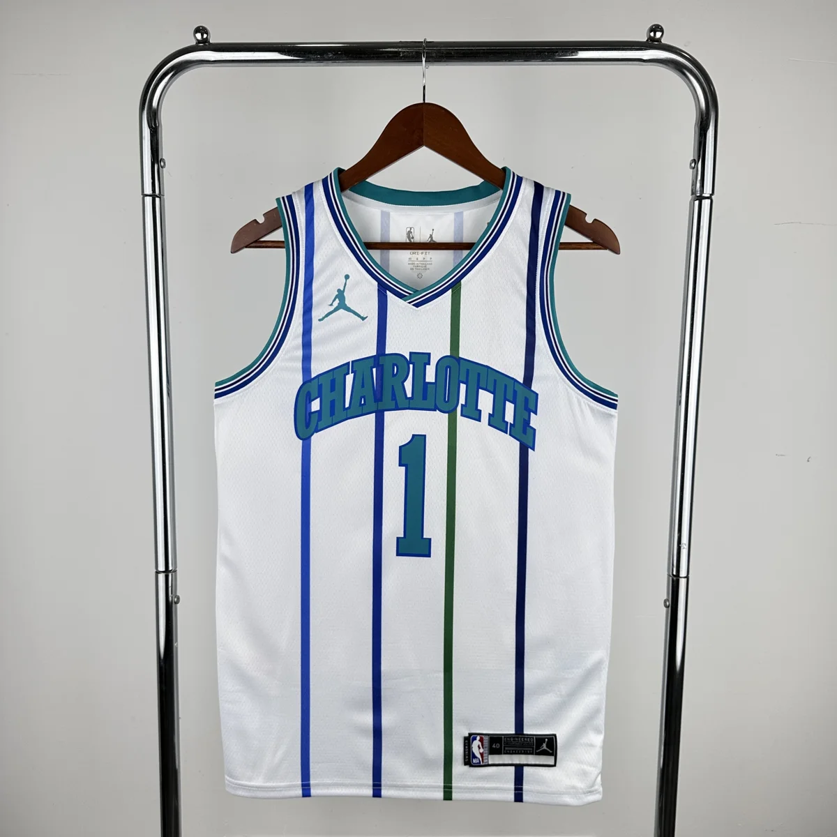 Camisa - Charlotte Hornets (retrô)