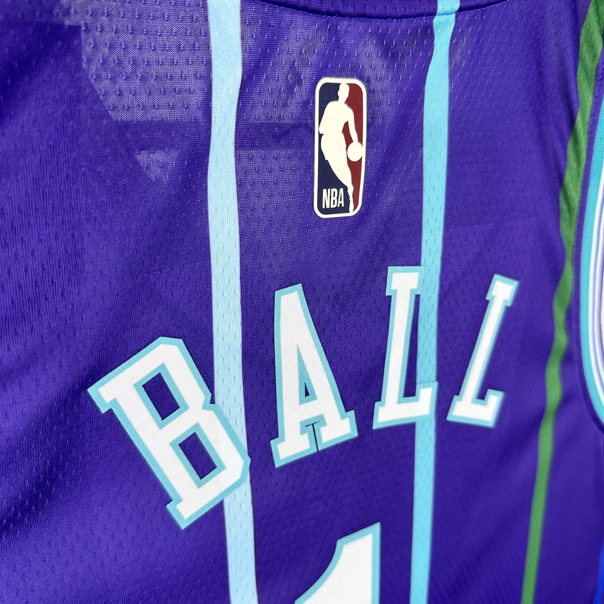 Camisa - Charlotte Hornets (retrô)