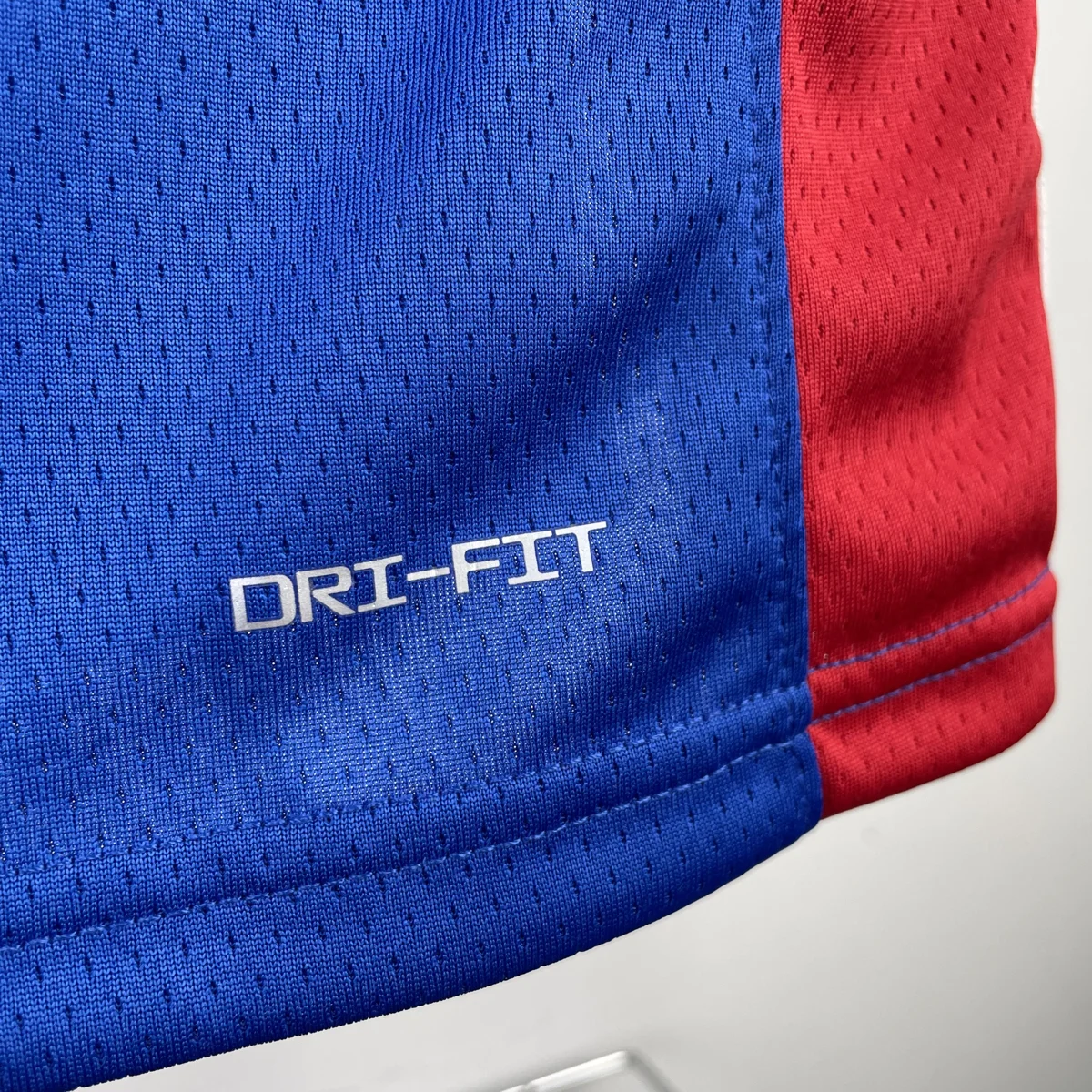 Camisa reserva - Detroit Pistons