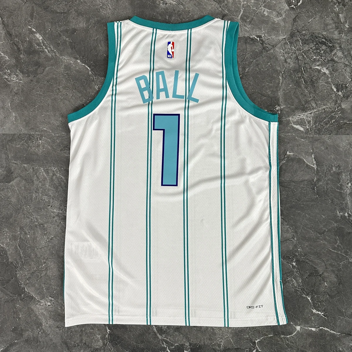 Camisa titular - Charlotte Hornets