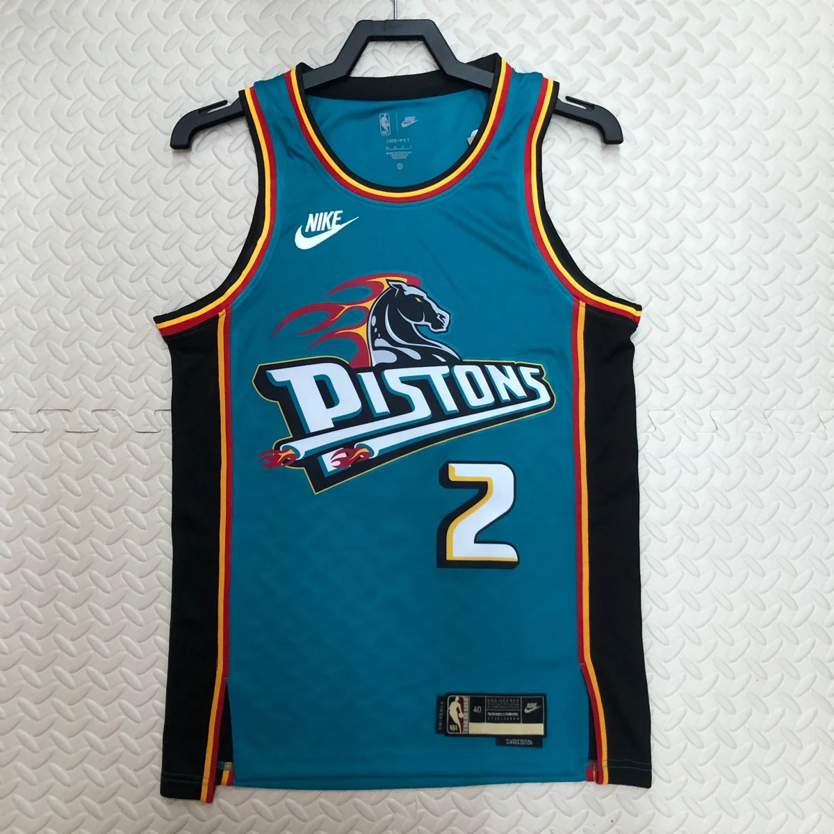 Camisa - Detroit Pistons (retrô)