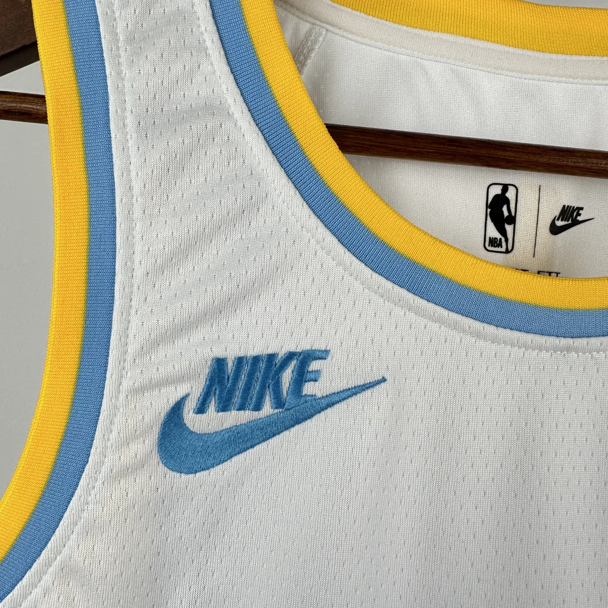 Camisa - LA Lakers (retrô)