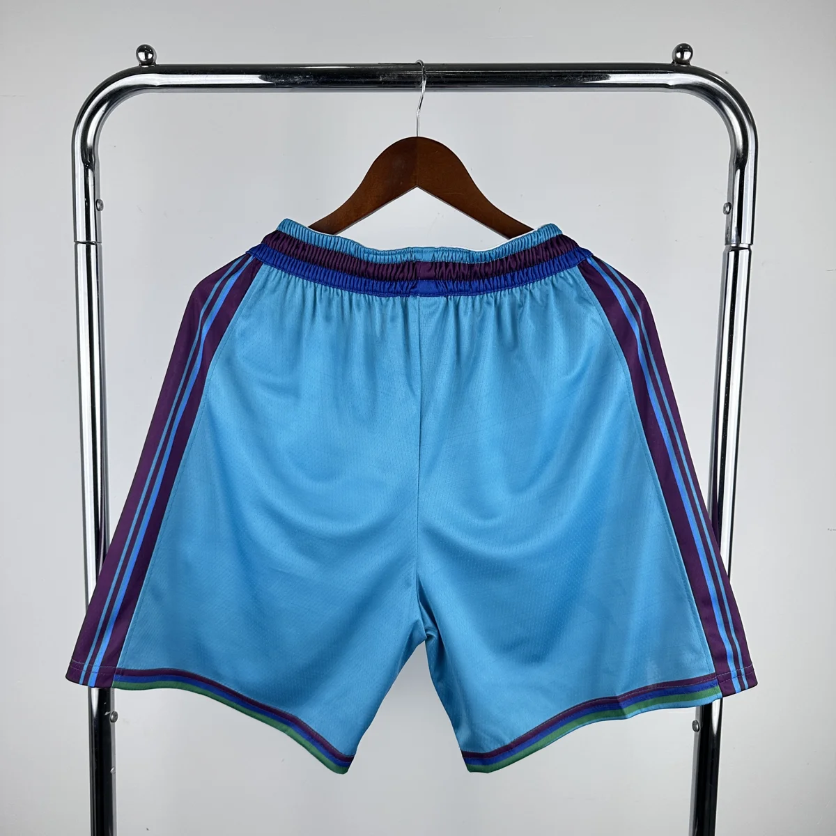 Camisa - Charlotte Hornets (retrô)