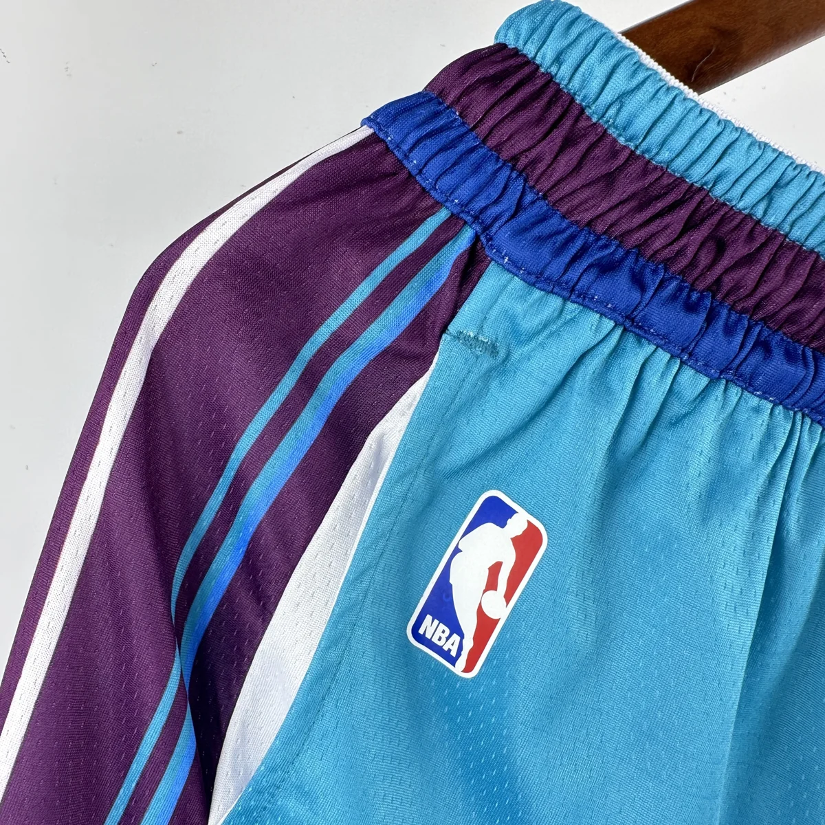 Camisa - Charlotte Hornets (retrô)