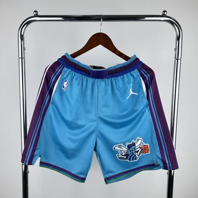 Camisa - Charlotte Hornets (retrô)