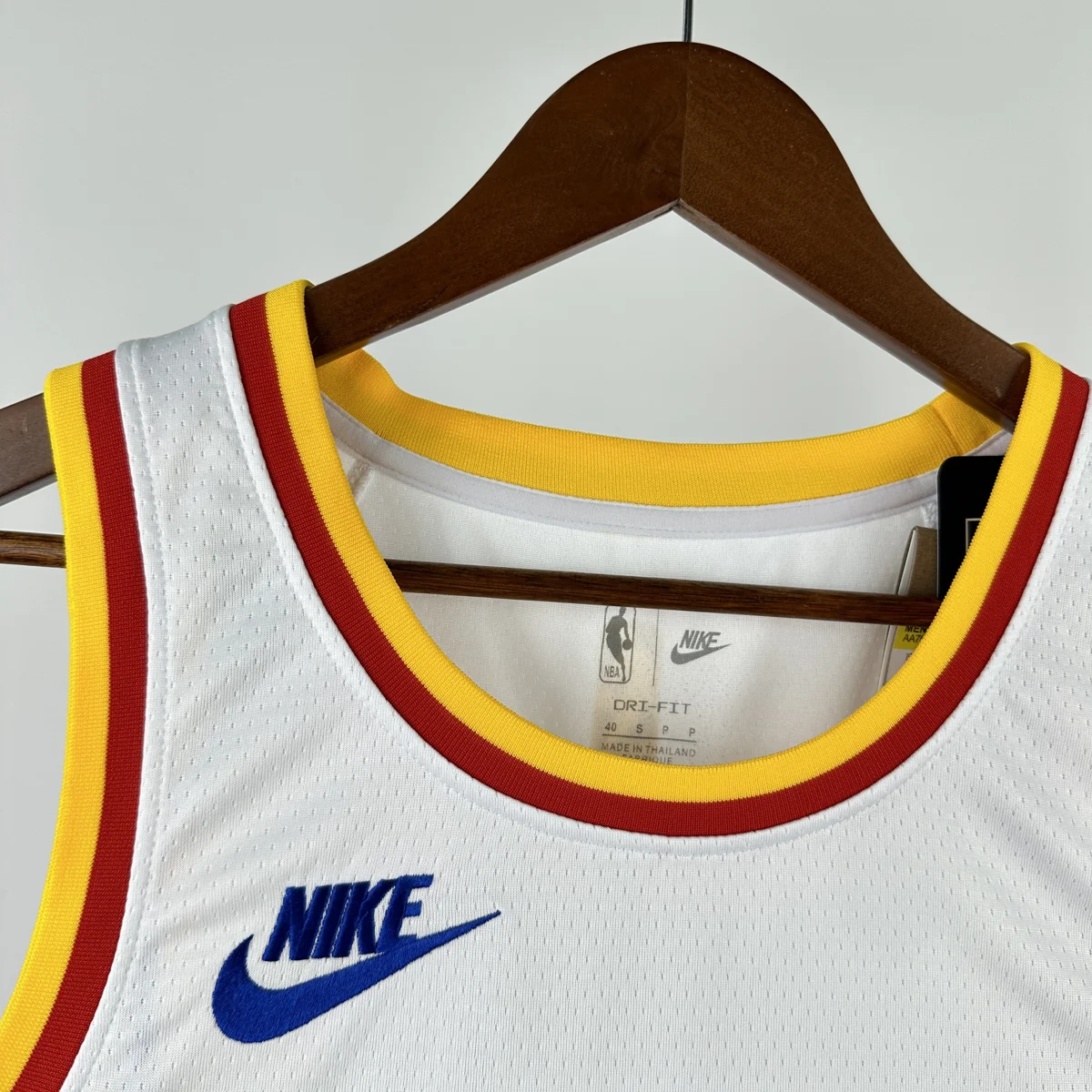 Camisa - Golden State Warriors (retrô)