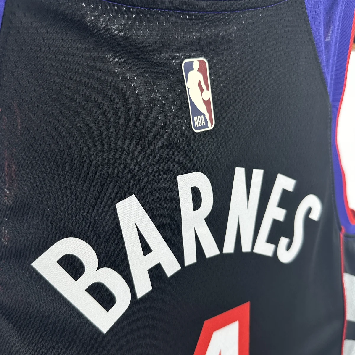 Camisa - Toronto Raptors (retrô)