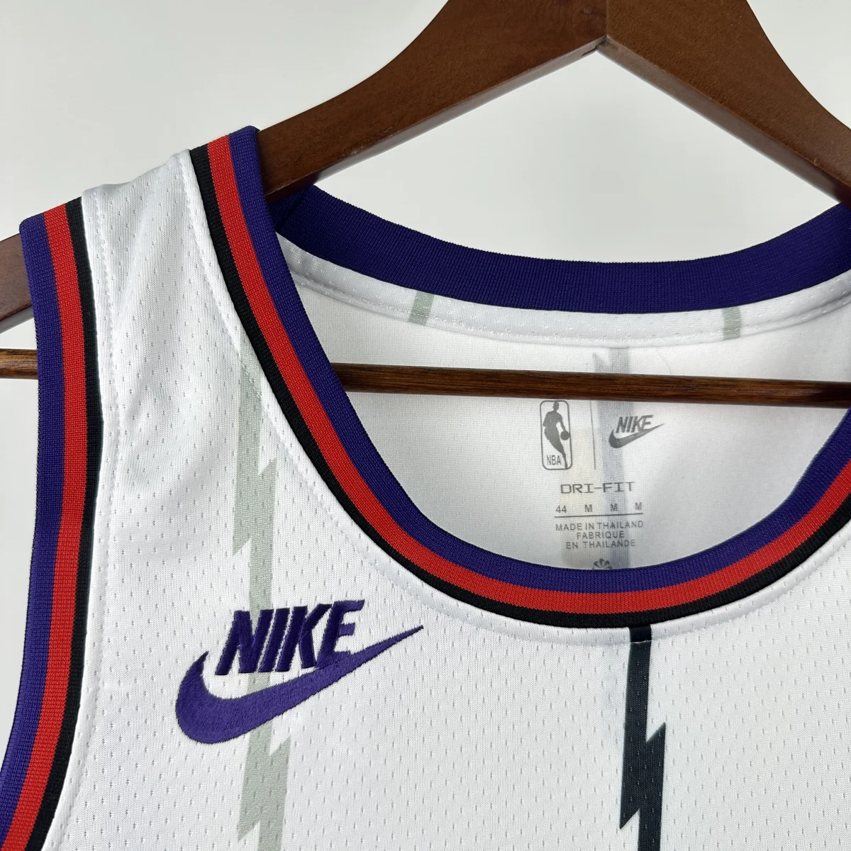 Camisa - Toronto Raptors (retrô)