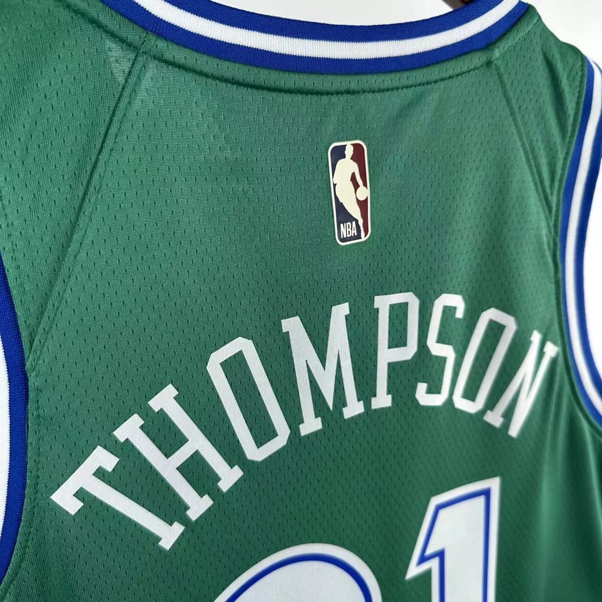 Camisa - Dallas Mavericks (retrô)