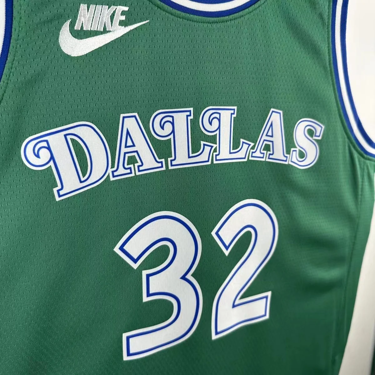 Camisa - Dallas Mavericks (retrô)