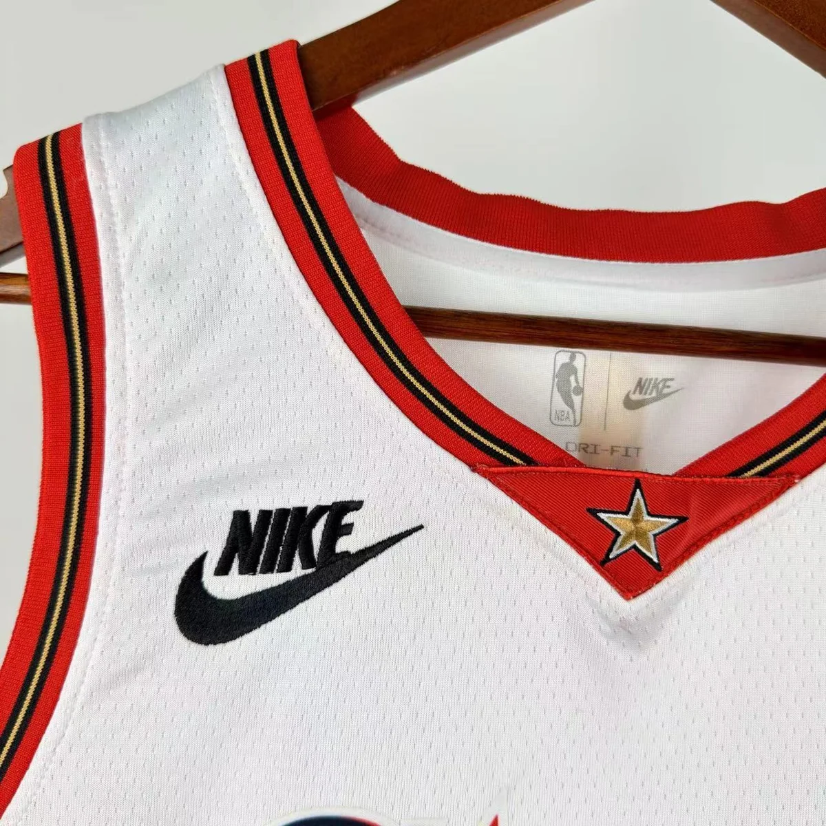 Camisa - Philadelphia 76ers (retrô)