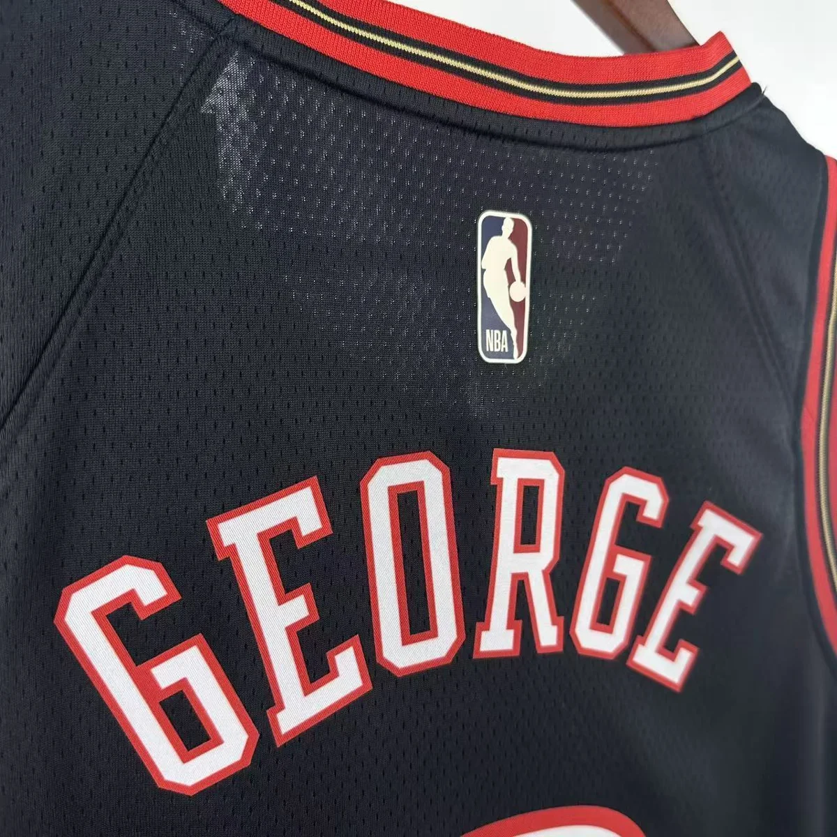 Camisa - Philadelphia 76ers (retrô)