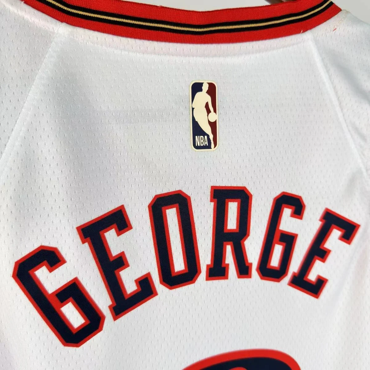 Camisa - Philadelphia 76ers (retrô)