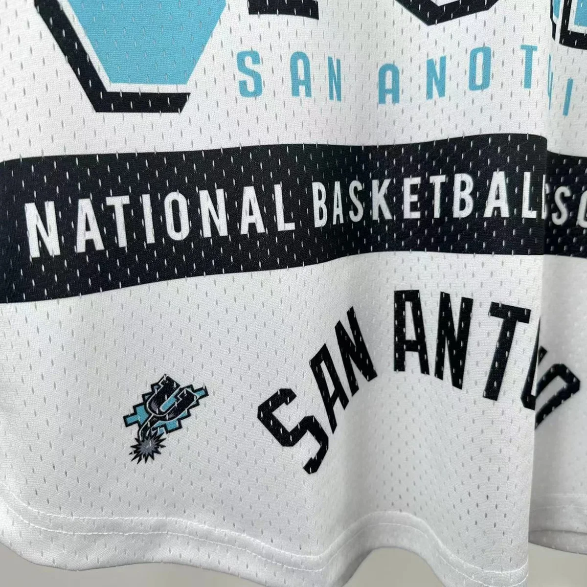Camisa - San Antonio Spurs (retrô)