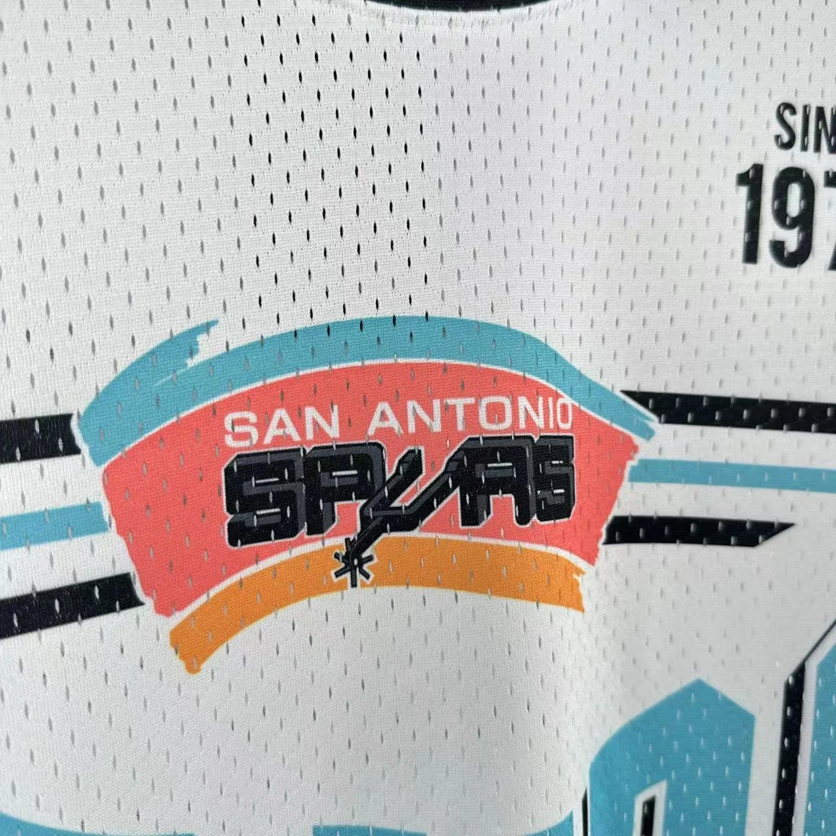 Camisa - San Antonio Spurs (retrô)