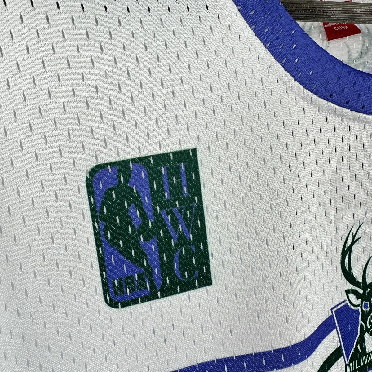 Camisa - Milwaukee Bucks (retrô)