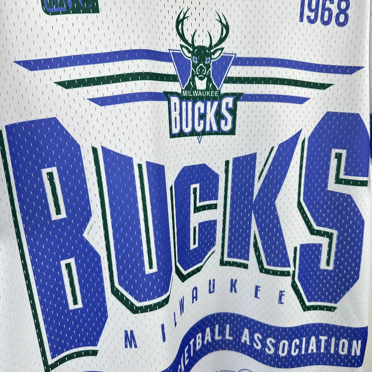 Camisa - Milwaukee Bucks (retrô)