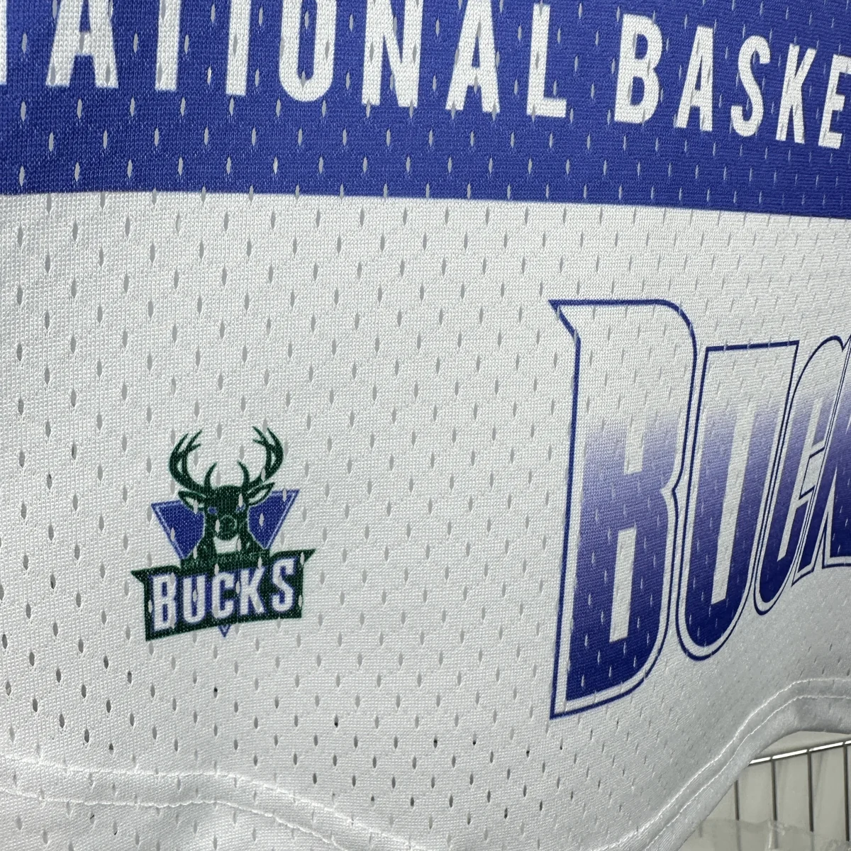 Camisa - Milwaukee Bucks (retrô)